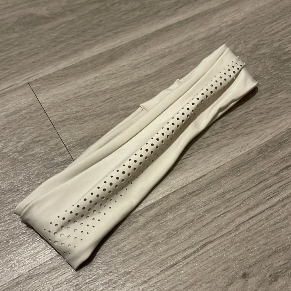Anthro Chic Workout Headband | Anthropologie